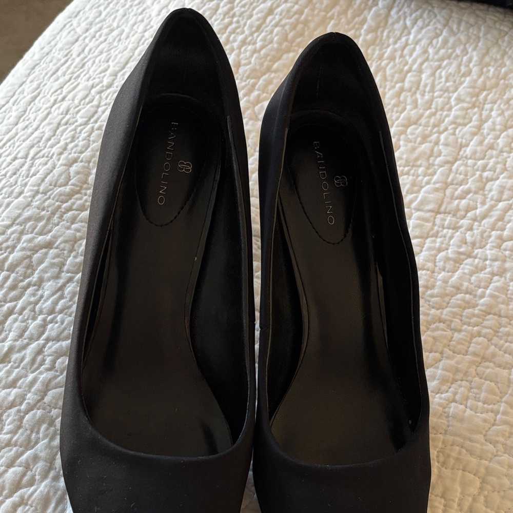 Bandolino Classic Black Heels